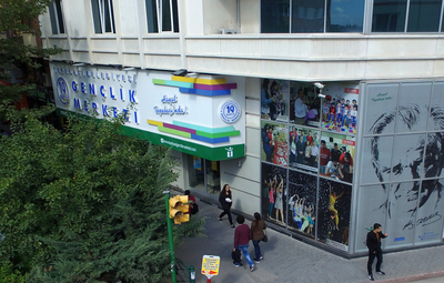 GENÇLİK MERKEZLERİNDEN 456 BİN 222 GENÇ YARARLANDI